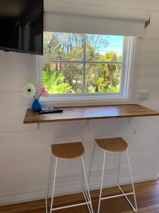 The Wandering Duck - Heritage Tiny House Strahan Exteriör bild